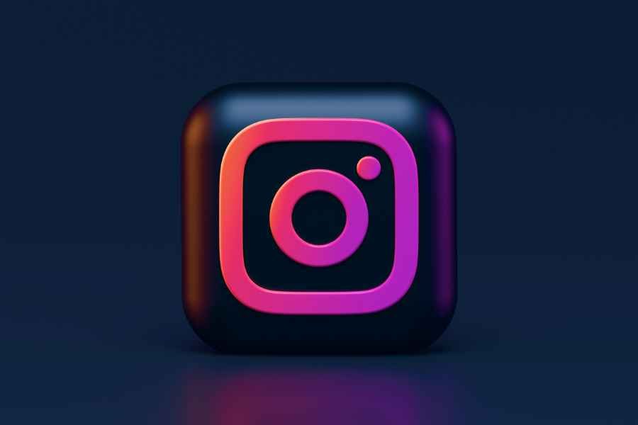 instagram logo